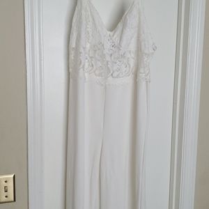 White lace spaghetti strap romper